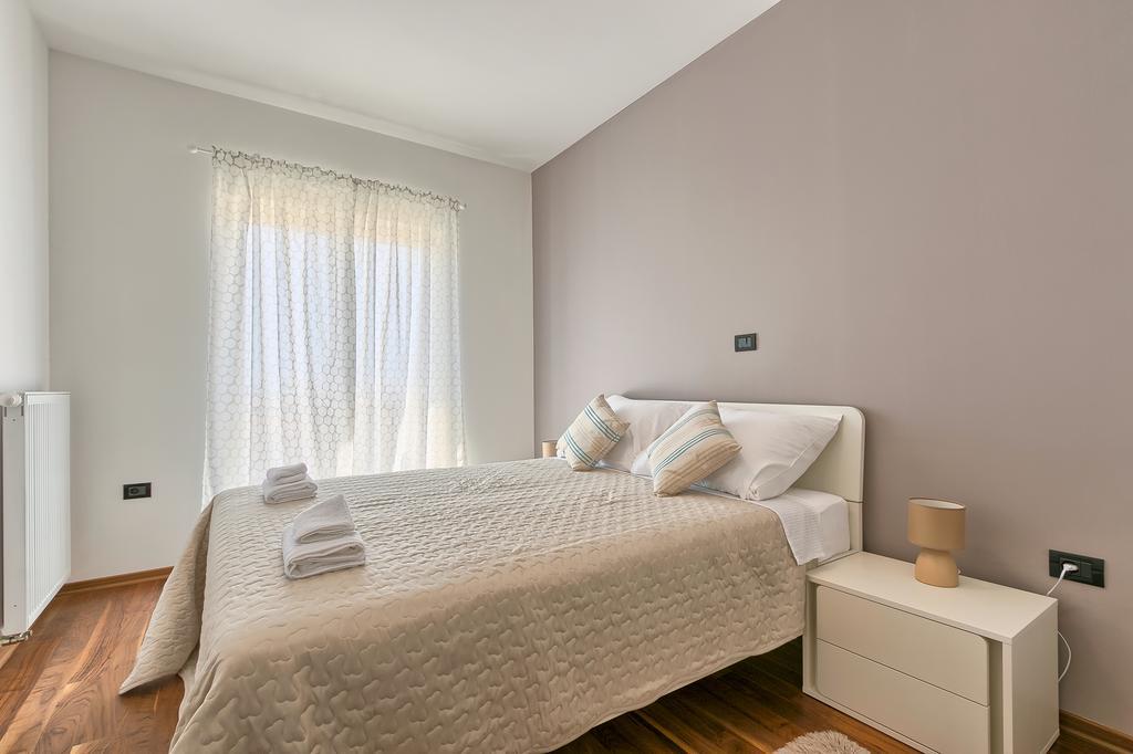 Adriatic Apartments Fazana Exterior photo