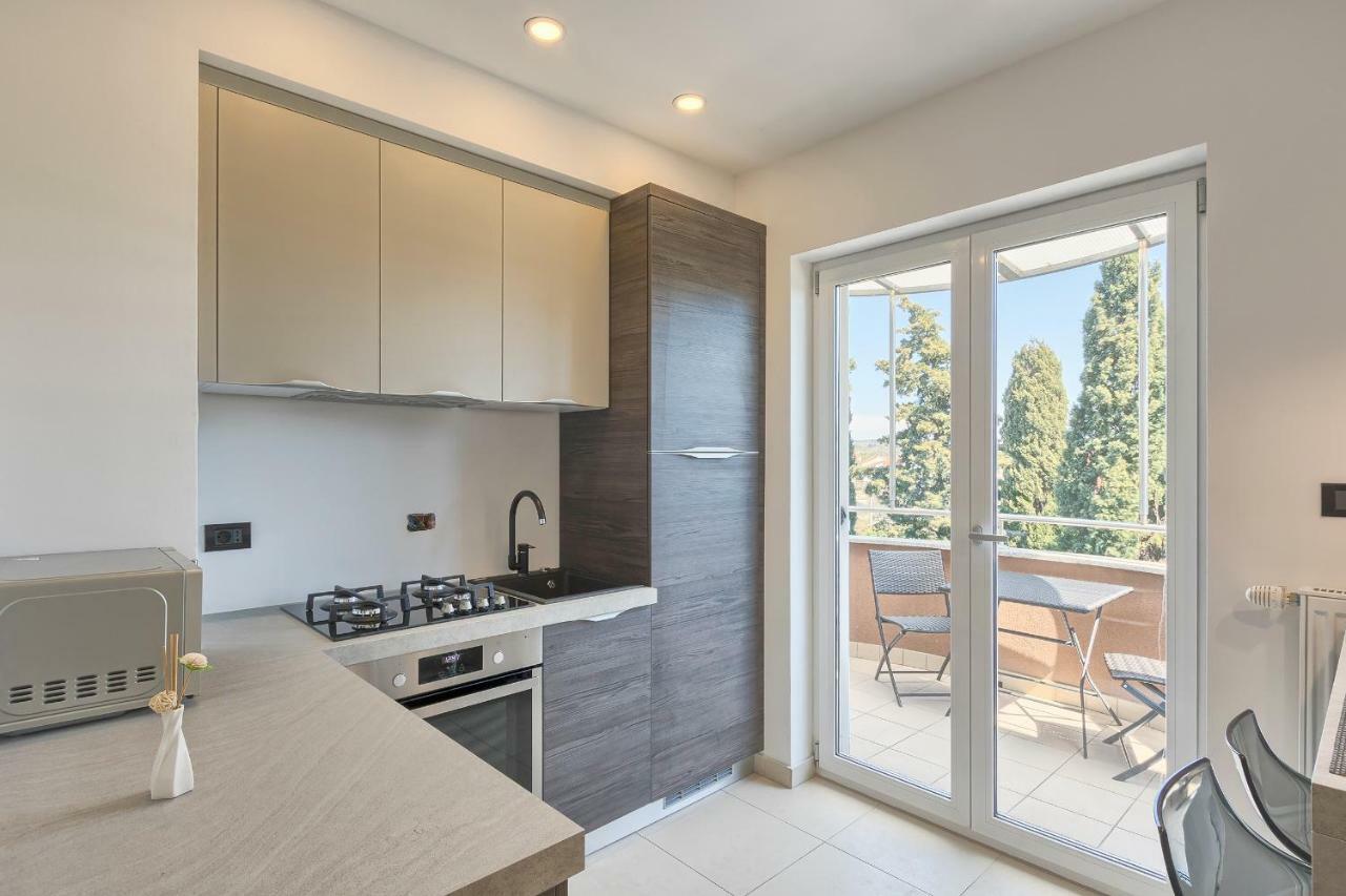 Adriatic Apartments Fazana Exterior photo