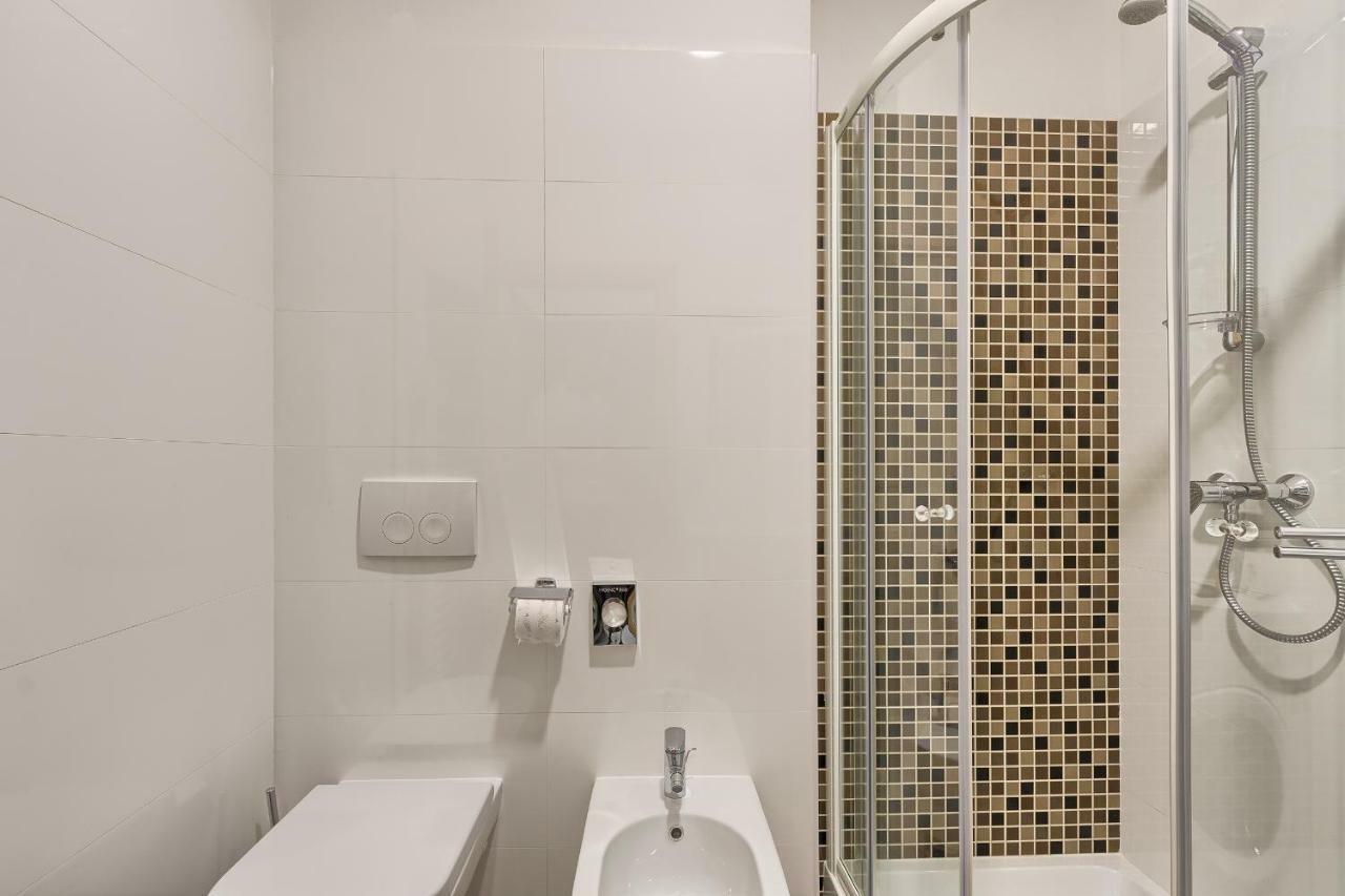 Adriatic Apartments Fazana Exterior photo