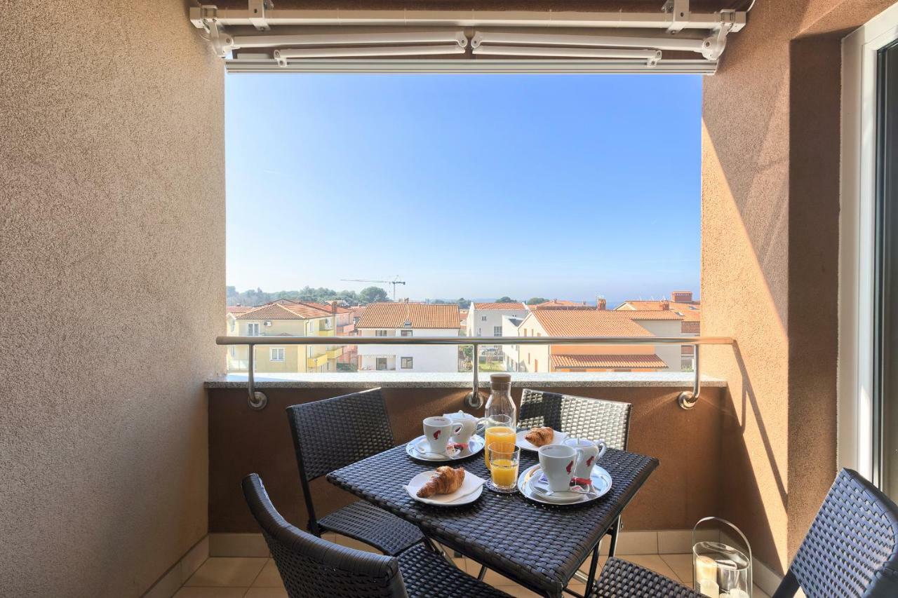 Adriatic Apartments Fazana Exterior photo